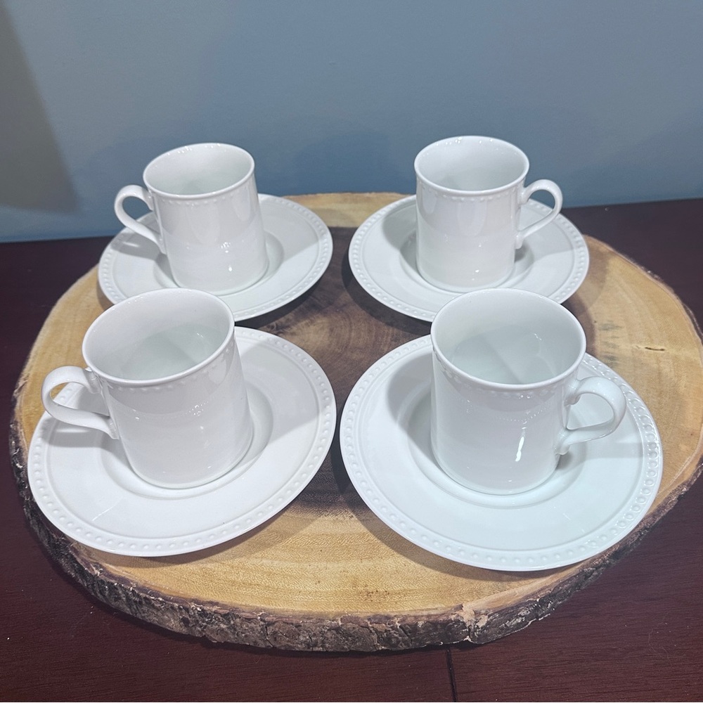 Crate&Barrel Staccato Cup & Saucer Set of 4